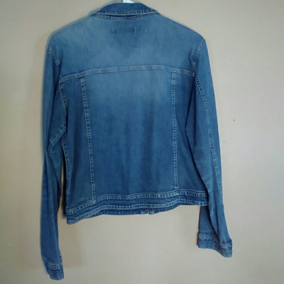 Peppercorn Jackets & Coats Peppercorn Large Zip Up Blue Denim Jacket